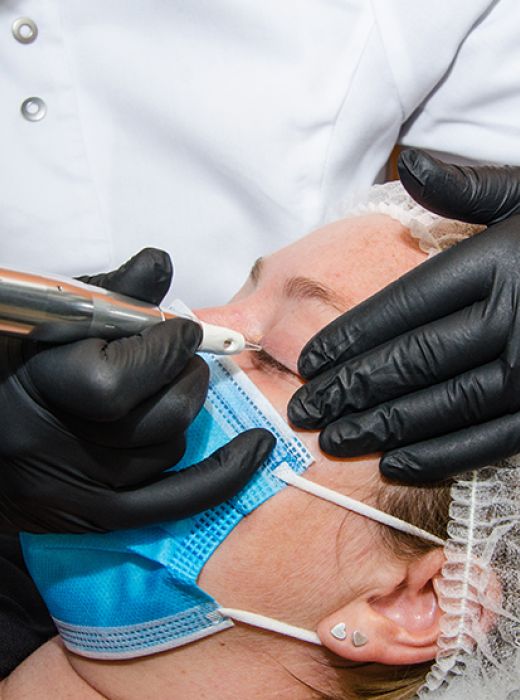 Permanent make-up